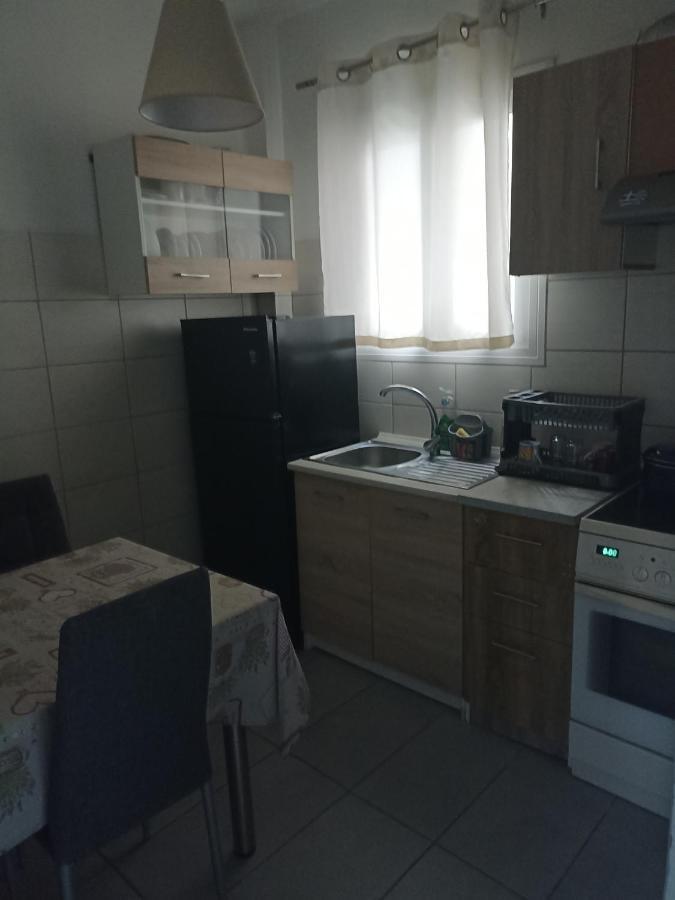 Penth Apartment Атина Екстериор снимка