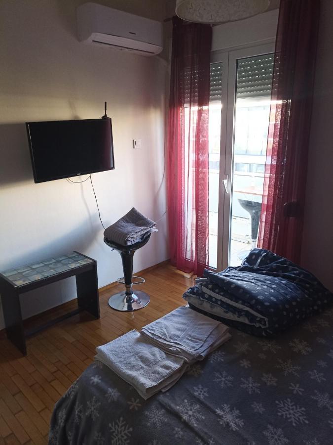 Penth Apartment Атина Екстериор снимка